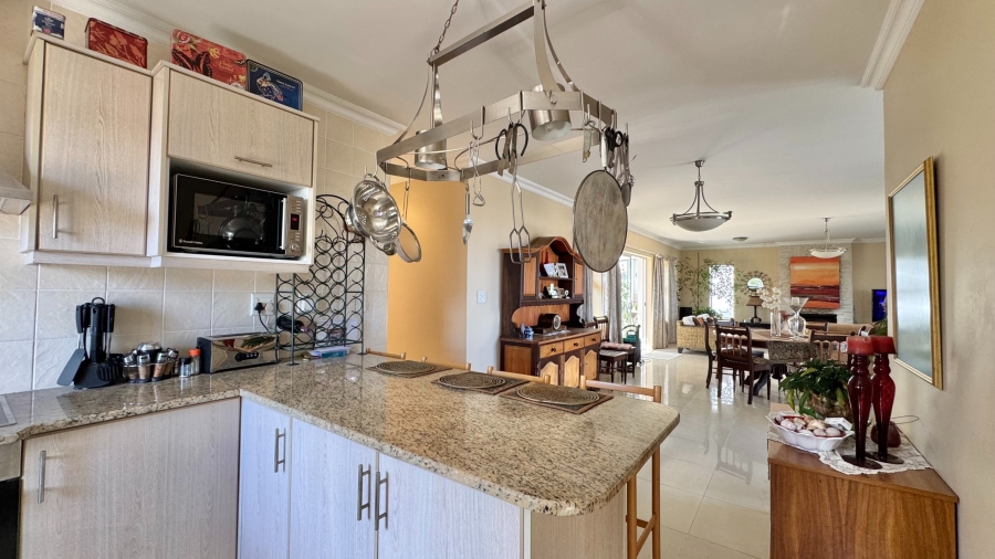 To Let 3 Bedroom Property for Rent in Fernwood Western Cape